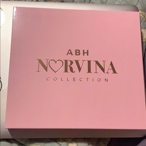 ABH Norvina Pro Pigment Palette Vol. 4